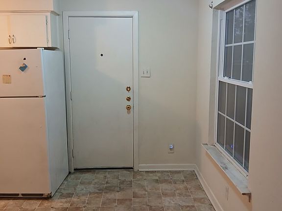 5th image of 3015-17 Avon St #3015