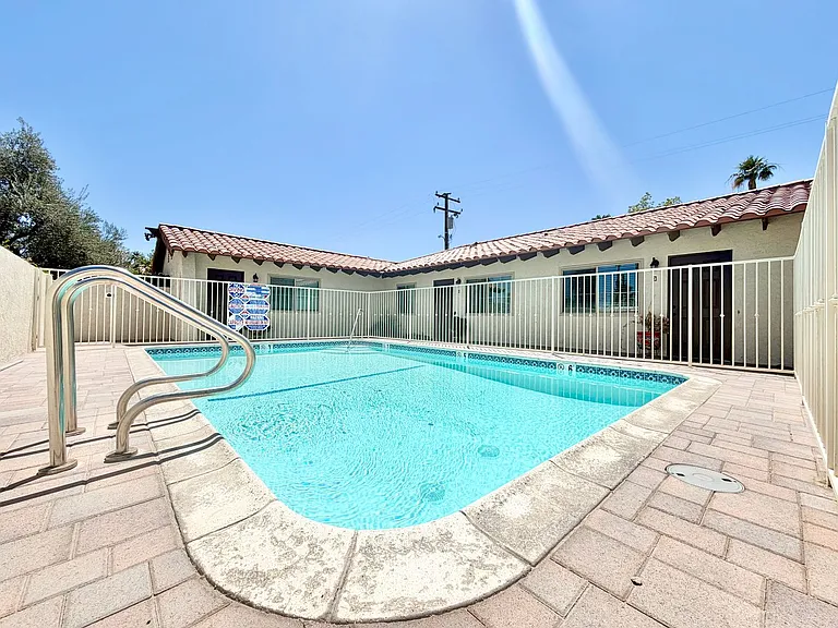 561 Desert View Dr #3 — Photo 17