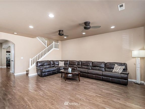 5th image of 5244 Beechwood Ct SW