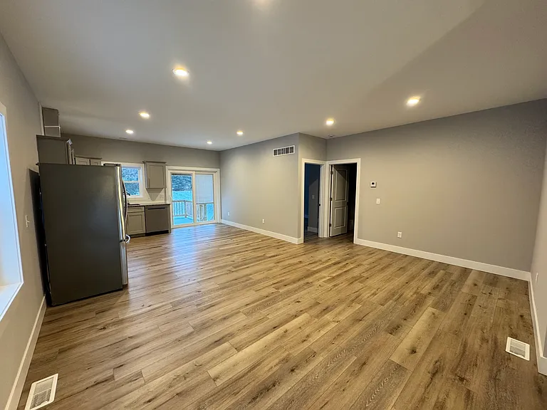 7860 Kalamazoo Ave SE — Photo 11