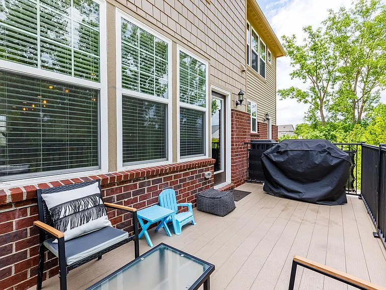 2785 Hartwick Dr — Photo 15