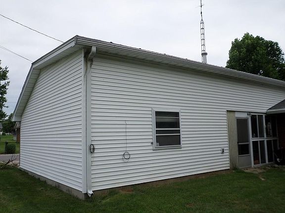 5th image of 328 S Chippewa Dr