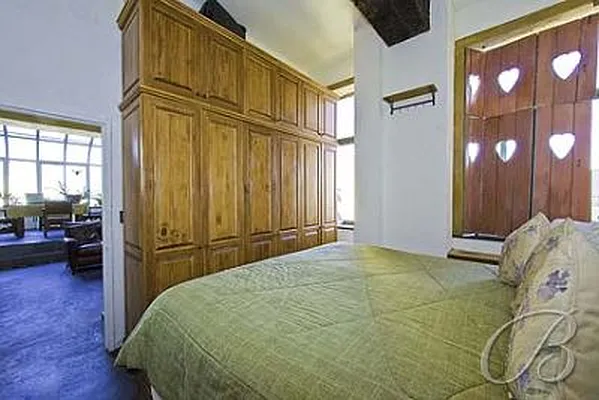 Rented by Bellmarc Realty | media 36