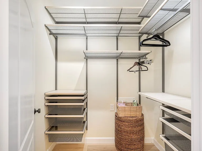823 Kalpati Cir — Photo 26