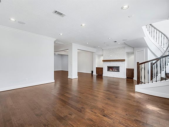 5th image of 13412 Preston Cliff Ct