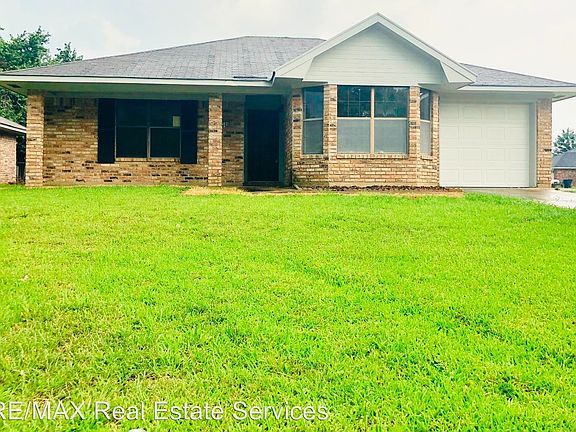 2nd image of 2500 Brookhaven Dr
