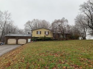 44301 Metz Rd, Columbiana, OH 44408