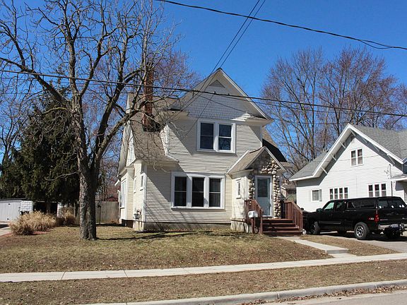 3rd image of 2451 Wyoming Ave SW