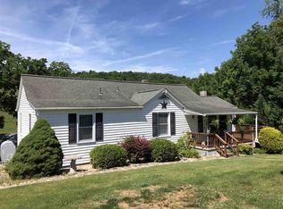 60 Virginia Dr, Staunton, VA 24401