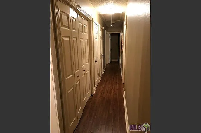 8585 Barnett Dr — Photo 20