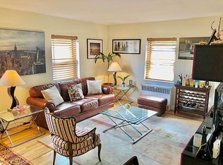 63-02 110th St #3, Forest Hills, NY 11375