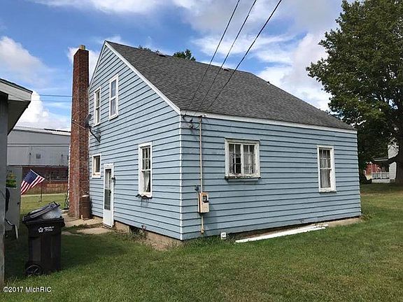 3rd image of 125 Griswold St