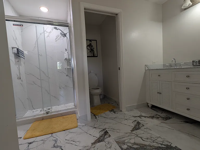 612 Columbus Blvd — Photo 12