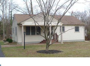 114 Pindale Dr, Pittsgrove, NJ 08318