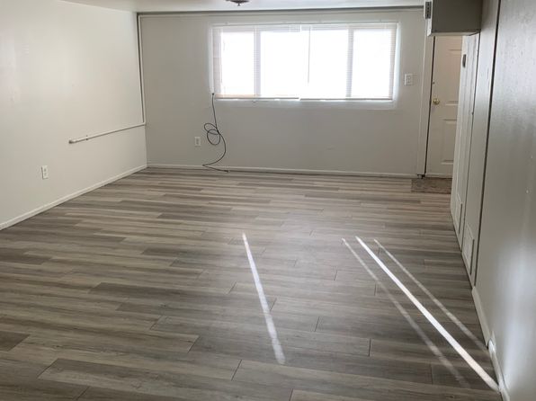 406 W Maple St #406