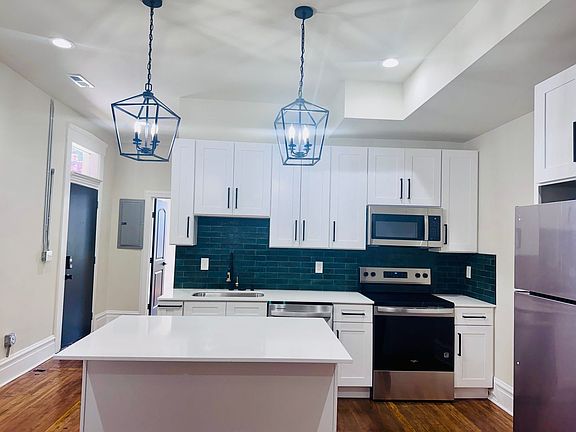 5th image of 1306 Sidney St #2F