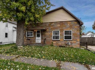 1713 W 7th St, Davenport, IA 52802