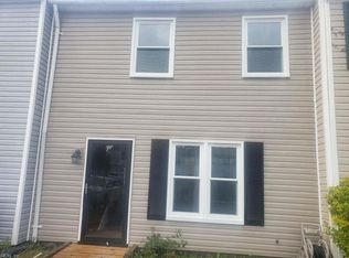 3205 Clover Rd E, Chesapeake, VA 23321