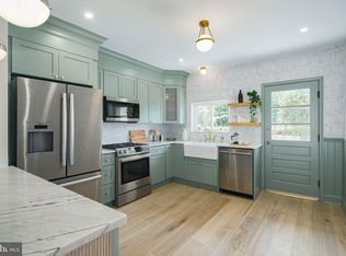 2542 E Dauphin St, Philadelphia, PA