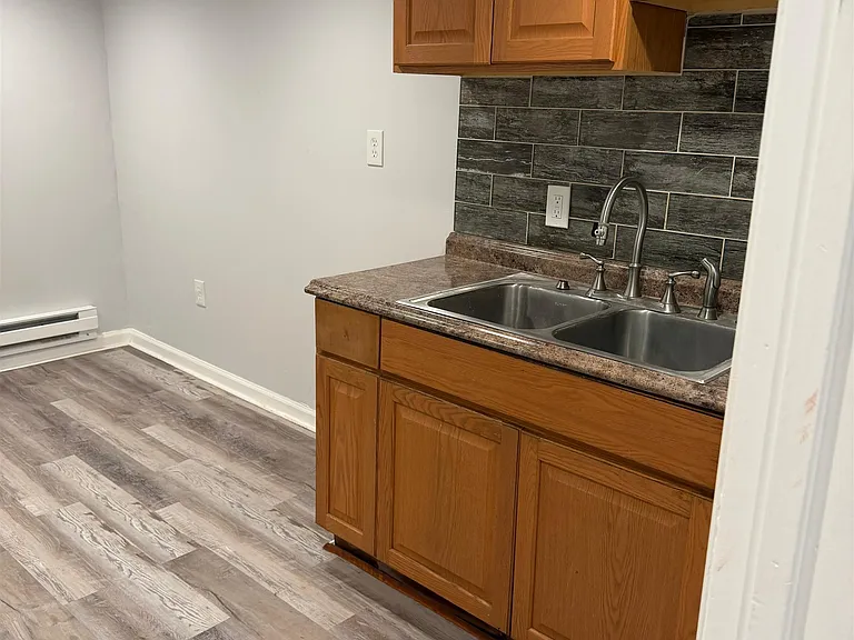 161 Zabriskie St #1 & G — Photo 17