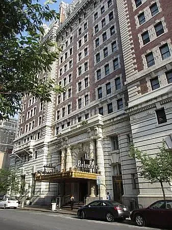 2 bed, 904 sqft, $1,900 — Photo 2
