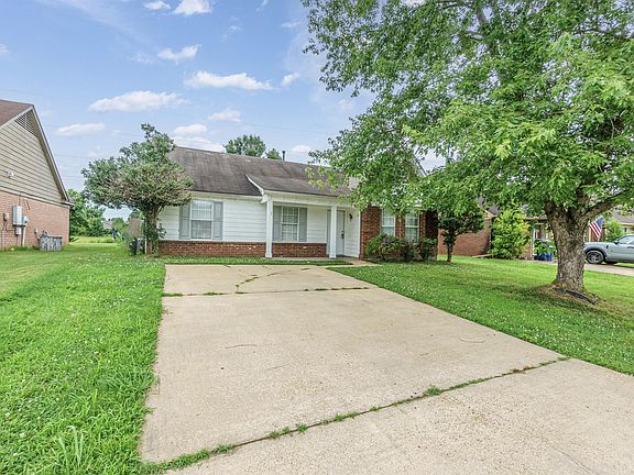 2nd image of 2961 Churchwell Dr