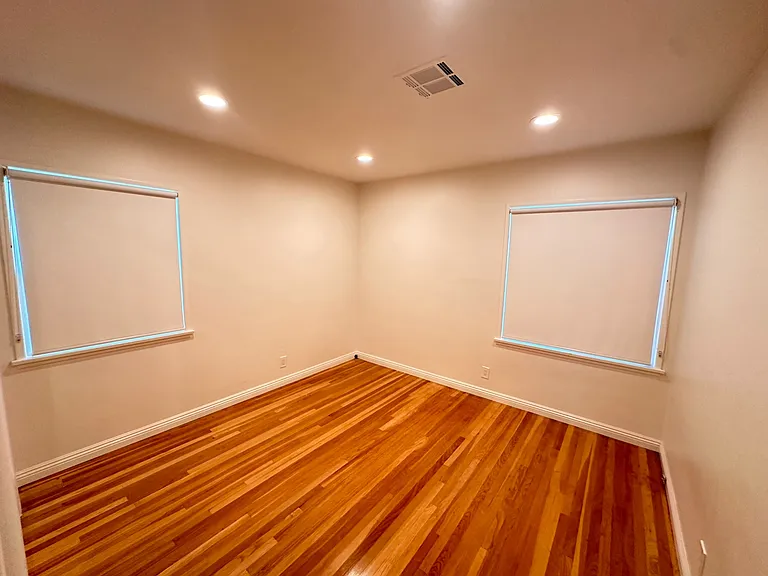 4717 Glenwood Ave — Photo 11