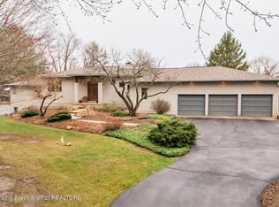 1879 Culver Hill Dr, Williamston, MI 48895