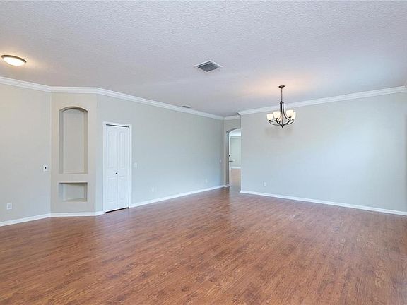 4th image of 2520 Brinley Dr