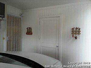 5th image of 126 Seacomber Pl