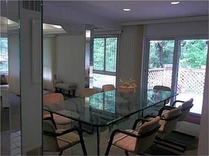 5th image of 33 Halley Dr
