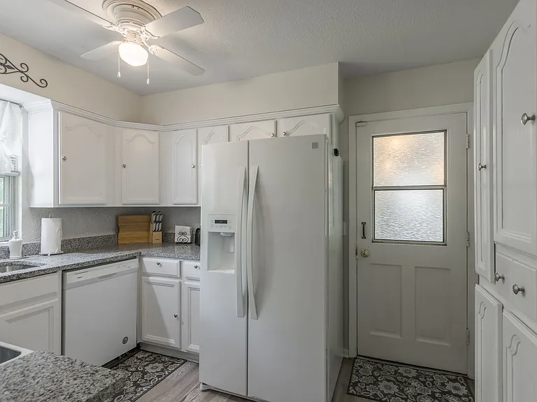 5221 N Central St — Photo 25
