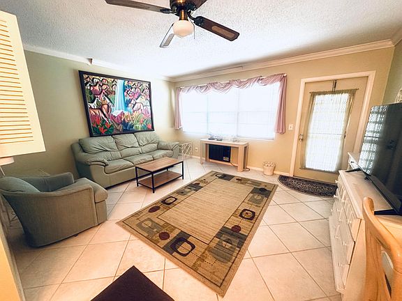 5th image of 59 OAKRIDGE E