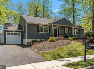 800 Green Ridge Cir, Langhorne, PA 19053