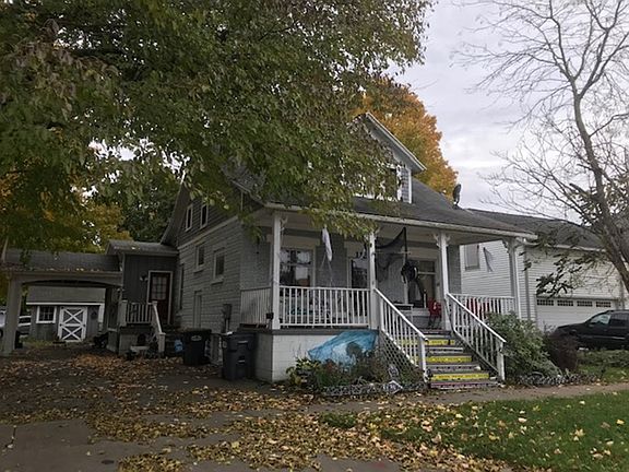 3rd image of 112 E Orleans St