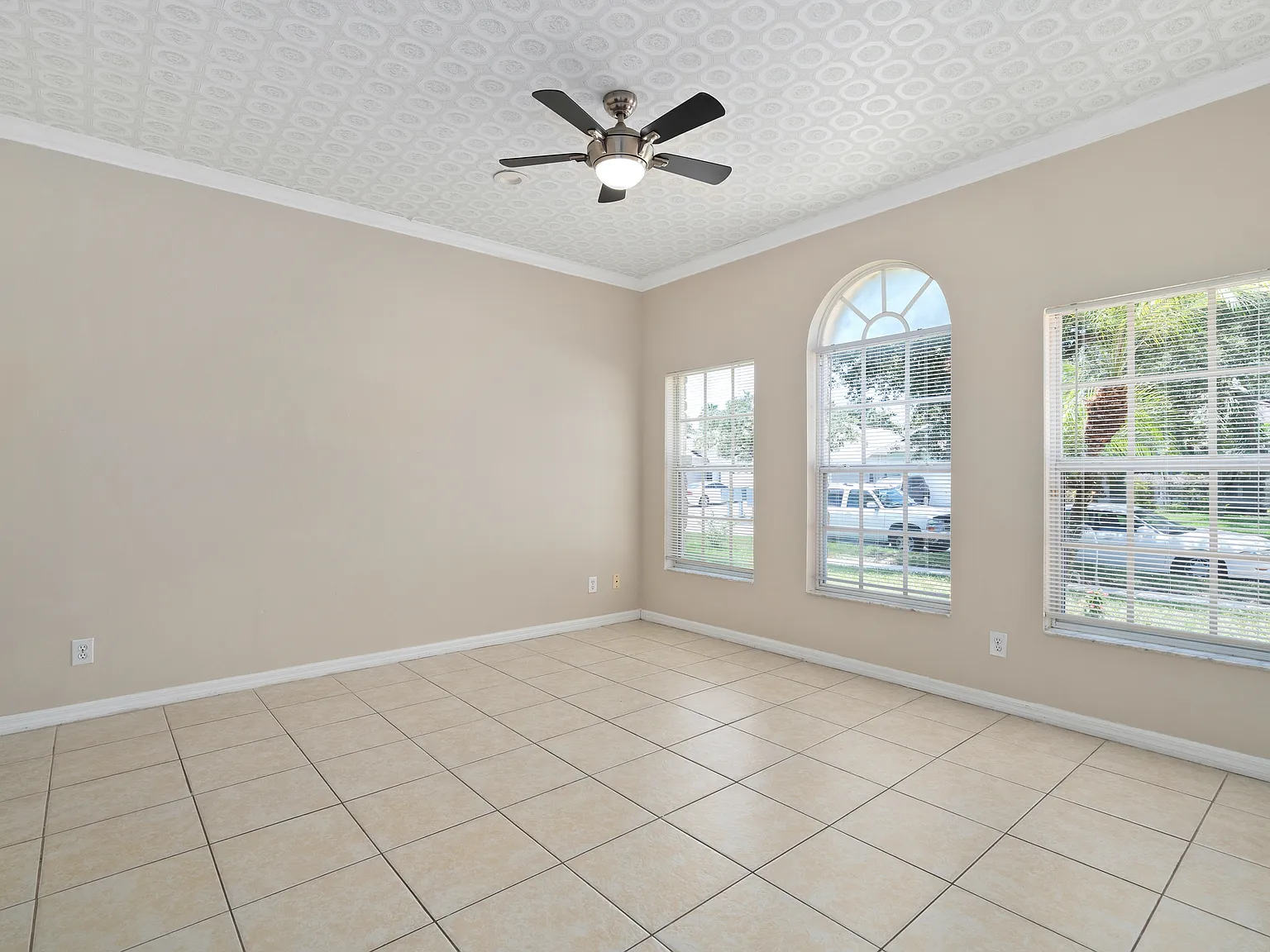 13821 Amberleigh Road - 1 — Photo 3