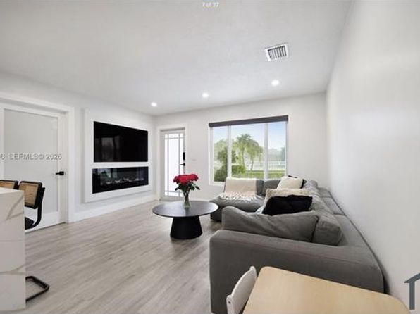 17370 NW 52nd Pl