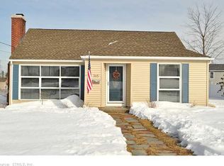 365 Gillette Ave, Springfield, MA 01118