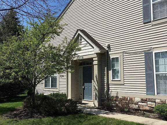 3rd image of 752 Dillon Ct #752