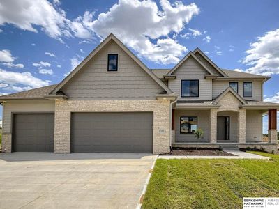 17205 Sarah St, Bennington, NE, 68007