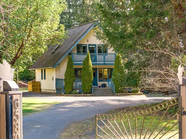 6580 Phantom Rd, Lantzville, BC V0R 2H0