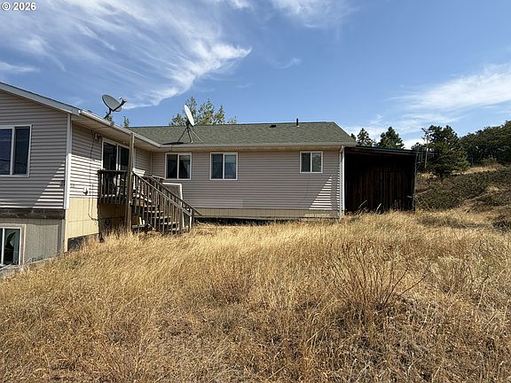4th image of 2067 Ridge Rd