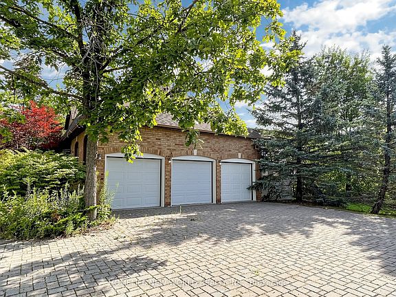 4th image of 27 Walnut Glen Pl