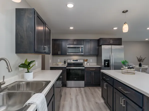 3100 Scotch Ln, Mankato, MN