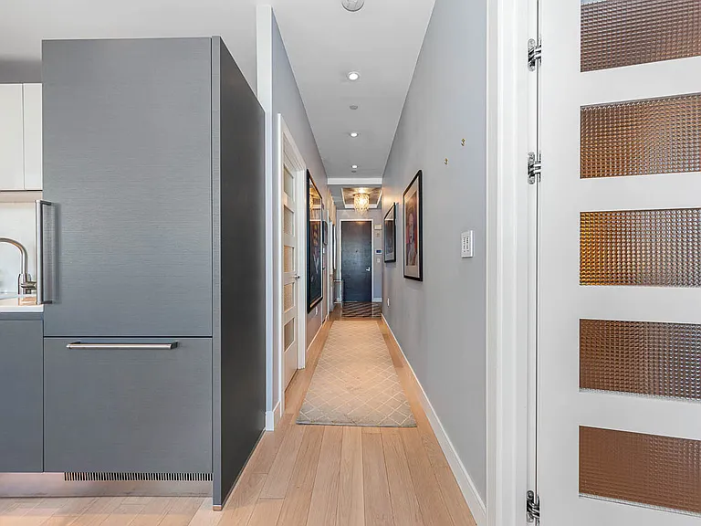 285 Columbus Ave #USA — Photo 16