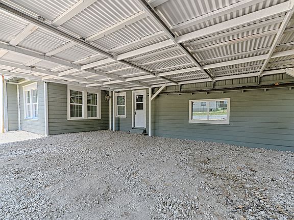 4th image of 1140 S Oak Cliff Blvd