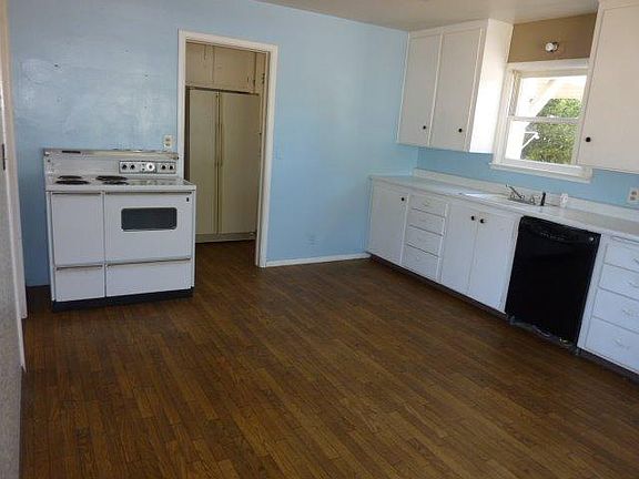 2nd image of 1315 Woodland Ave