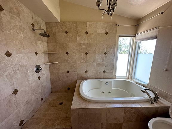 4th image of 507 Skyridge Ln