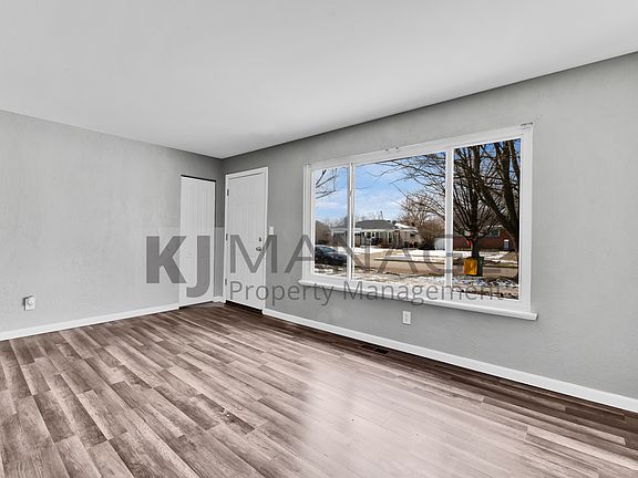 5th image of 1419 McCarthy St