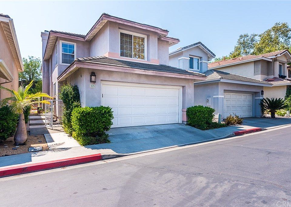 1st image of 105 Cottage Ln